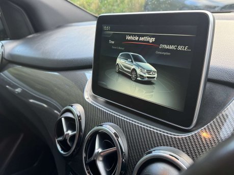 Mercedes-Benz B Class 2.1 B 200 AMG Line Premium+ D Auto 5dr 38