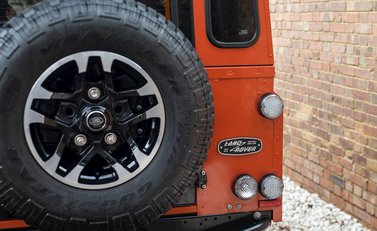 Land Rover Defender 110 Adventure Edition 23