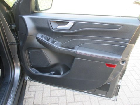 Ford Kuga 1.5T EcoBoost ST-Line Edition Euro 6 (s/s) 5dr 48