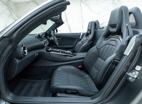 Mercedes-Benz AMG GT R Roadster 23