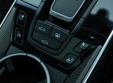 Porsche 911 Turbo S (992) 20