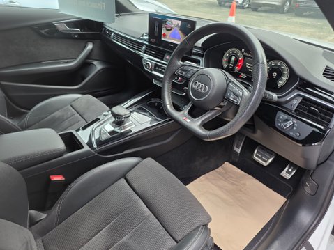Audi A4 TFSI S LINE BLACK EDITION MHEV 2LTR 15