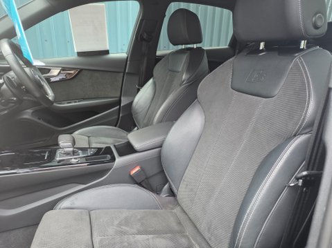 Audi A4 TFSI S LINE BLACK EDITION MHEV 2LTR 14
