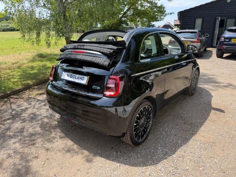 Fiat 500e C LA PRIMA 26