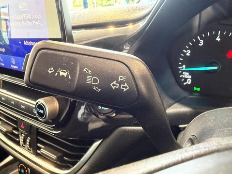 Ford Fiesta 1.0T EcoBoost ST-Line Edition Euro 6 (s/s) 3dr 23