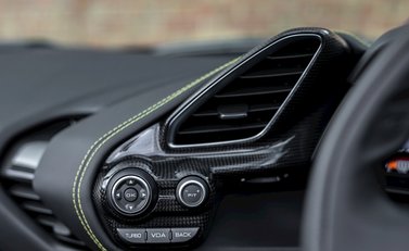 Ferrari 488 Spider 18