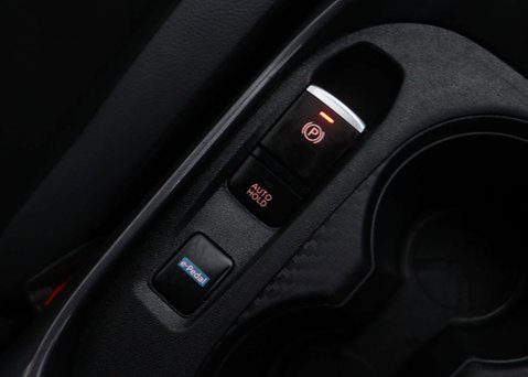 Nissan Juke 1.6 Juke N-Connecta HEV CVT 5dr 29