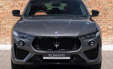 Maserati Levante S GranSport 4