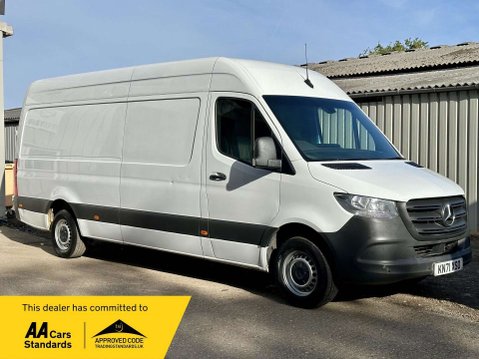 Mercedes-Benz Sprinter 2.0 315 CDI Progressive RWD L3 H2 Euro 6 (s/s) 5dr 1