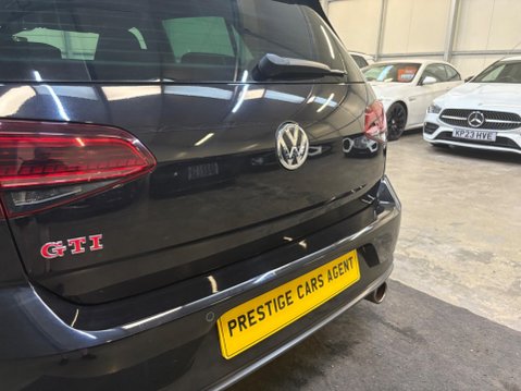 Volkswagen Golf 2.0 TSI GTI Performance DSG Euro 6 (s/s) 5dr 44