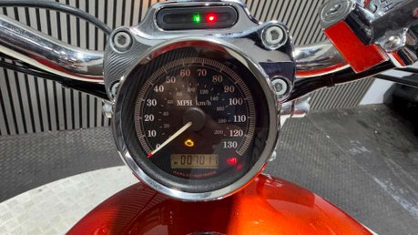 Harley-Davidson Sportster 1200 XL1200C 2011 ONLY 7K NEW MOT CUSTOM CRUISER BIKE 32