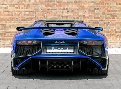 Lamborghini Aventador SV LP750-4 Roadster 7