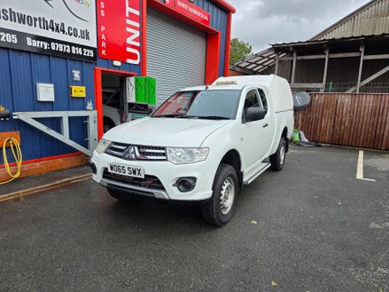 Mitsubishi L200 DI-D 4X4 4LIFE CLUB CAB