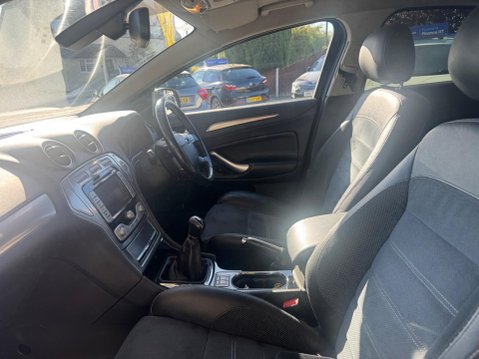 Ford Mondeo 2.0 Titanium X 5dr 18