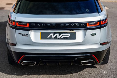 Land Rover Range Rover Velar 3.0 Range Rover Velar R-Dynamic S D300 Auto 4WD 5dr 47