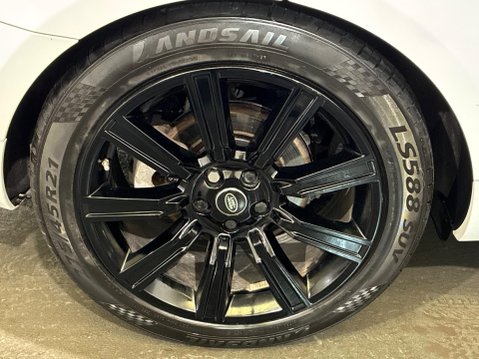 Land Rover Range Rover Sport 3.0 SD V6 HSE Dynamic Auto 4WD Euro 6 (s/s) 5dr 37