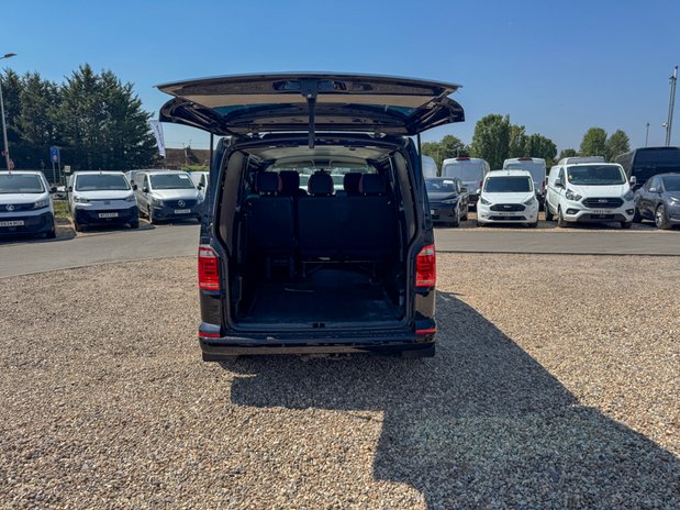 Volkswagen Transporter Crew Cab [SOLD KH] AUTO SWB L1H1 T32 Sportline Air Con Alloys Sensors EURO 10