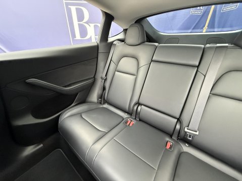 Tesla Model Y (Dual Motor) Long Range SUV 5dr Electric Auto 4WDE (384 bhp) 28
