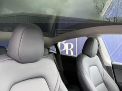 Tesla Model Y (Dual Motor) Long Range SUV 5dr Electric Auto 4WDE (384 bhp) 46