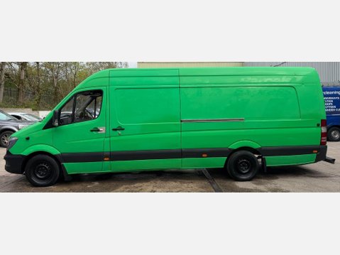 Mercedes-Benz Sprinter 2.1 313 CDi BlueEFFICIENCY Panel Van 4dr Diesel 7G-Tronic RWD L4 H3 (197 g/ 16