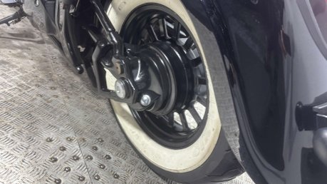 Suzuki Intruder 800 VL 2015 26K CUSTOM LOOKS MOT SERVICED CRUISER BIKE 800CC A2 11