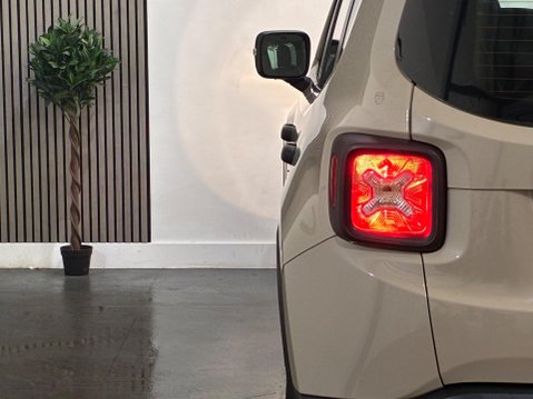 Jeep Renegade 1.6 E-TorQ Sport Euro 6 (s/s) 5dr 41