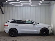 Jaguar F-Pace 2.0 F-Pace Chequered Flag AWD D Auto 4WD 5dr 29