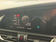Alfa Romeo Giulia 2.2 TD Speciale Saloon 4dr Diesel Auto Euro 6 (s/s) (180 ps) 46