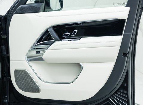 Land Rover Range Rover P460e AUTOBIOGRAPHY LWB 27