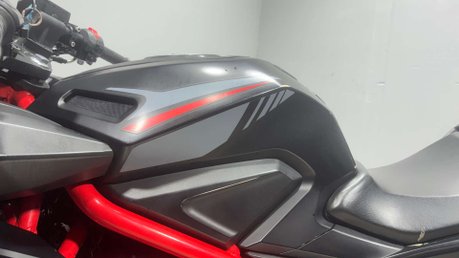 Lexmoto LXR 2020 21K RUNNING PROJECT SPORTS BIKE 125CC LEARNER 16