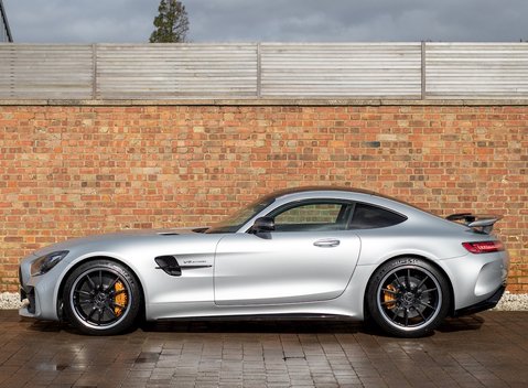 Mercedes-Benz AMG GT R GT R 2