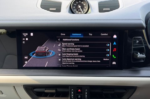 Porsche Cayenne V6 E-HYBRID BLACK EDITION -MATRIX LEDS -360 CAMS -WHITE LEATHER INTERIOR 57