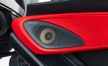 McLaren 570S Spider 31