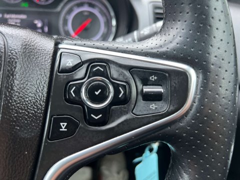 Vauxhall Insignia 1.6 Insignia SRI Nav CDTI Auto 5dr 31