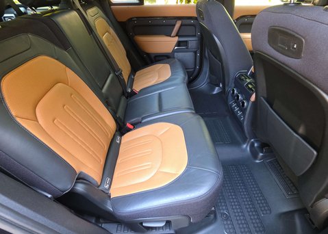 Land Rover Defender 3.0 Defender X MHEV Auto 4WD 5dr 41