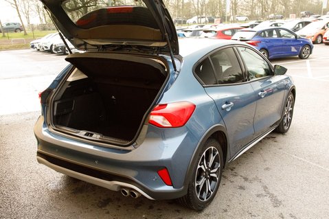 Ford Focus X ECOBLUE 38