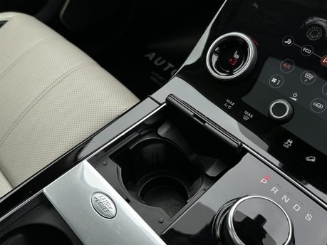 Land Rover Range Rover Velar R-DYNAMIC SE 69