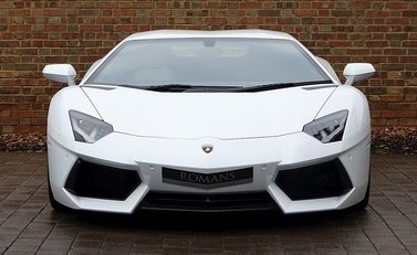 Lamborghini Aventador LP 700-4 3