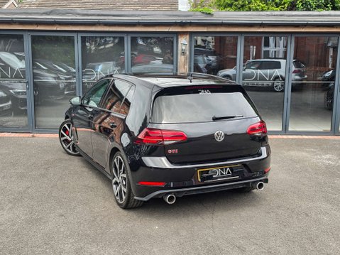 Volkswagen Golf 2.0 Golf GTi Performance TSi Semi-Auto 5dr 9