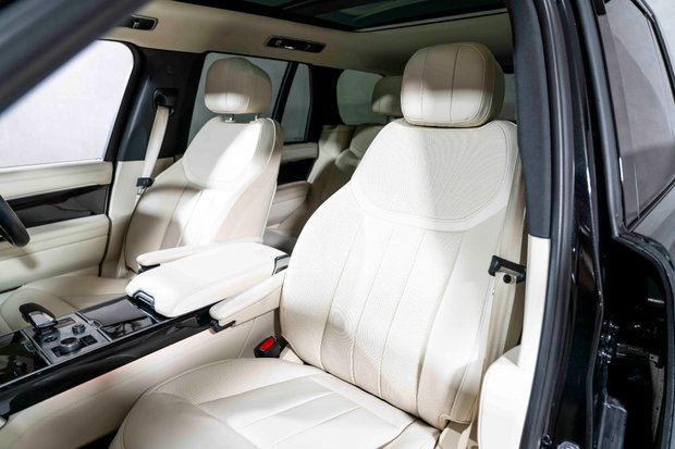 Land Rover Range Rover HSE. NOW SOLD. SIMILAR REQUIRED. PLEASE CALL 01903 254800. 2