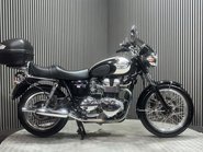 Triumph Bonneville 2004 ONLY 14K LONG MOT TOP BOX VERY CLEAN MODERN RETRO 790 4