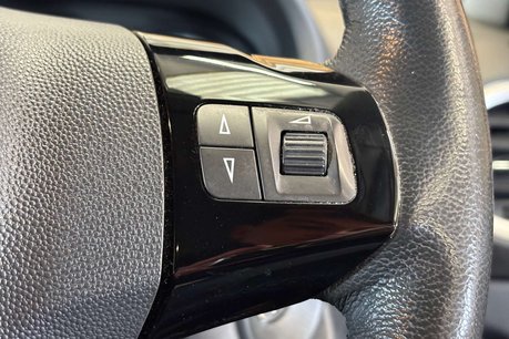 Vauxhall Corsa 1.2 16V Excite Hatchback 5dr Petrol Manual Euro 5 (A/C) (85 ps) 57