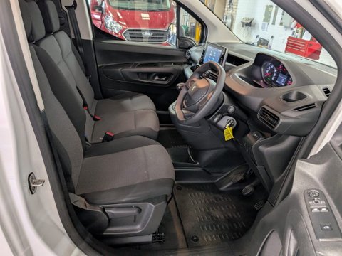 Peugeot Partner BLUEHDI PROFESSIONAL PREMIUM PLUS L1 14