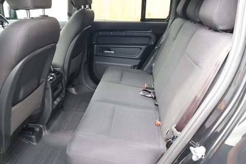 Land Rover Defender 110 D250 HARD TOP MHEV URBAN STYLED WITH REAR SEATS  23
