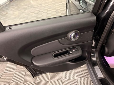 Mini Clubman 1.5 Cooper Auto Euro 6 (s/s) 6dr 23