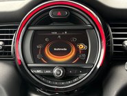 Mini Hatch One 1.2 Pepper 5 door + VISUAL BOOST + CONNECTED 12