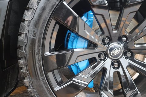 Land Rover Defender 110 NEW 2026 MODEL HARD TOP D250 WORLD TOUR EDITION GENUINE REAR SEATS  15