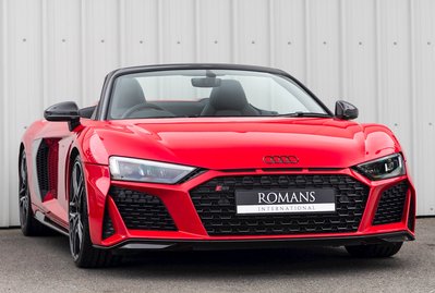 Audi R8 Spyder V10 Performance Carbon Black