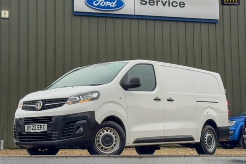 Vauxhall Vivaro AUTO LWB L2H1 Low Roof 3100 Dynamic Air Con Sensors Tow Bar EURO 6