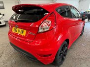 Ford Fiesta 1.0T EcoBoost ST-Line Euro 6 (s/s) 3dr 8